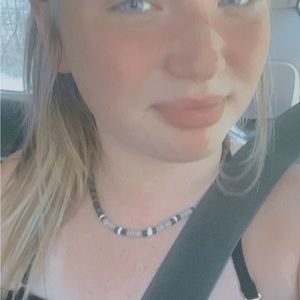 Meet your Posher, Monroe